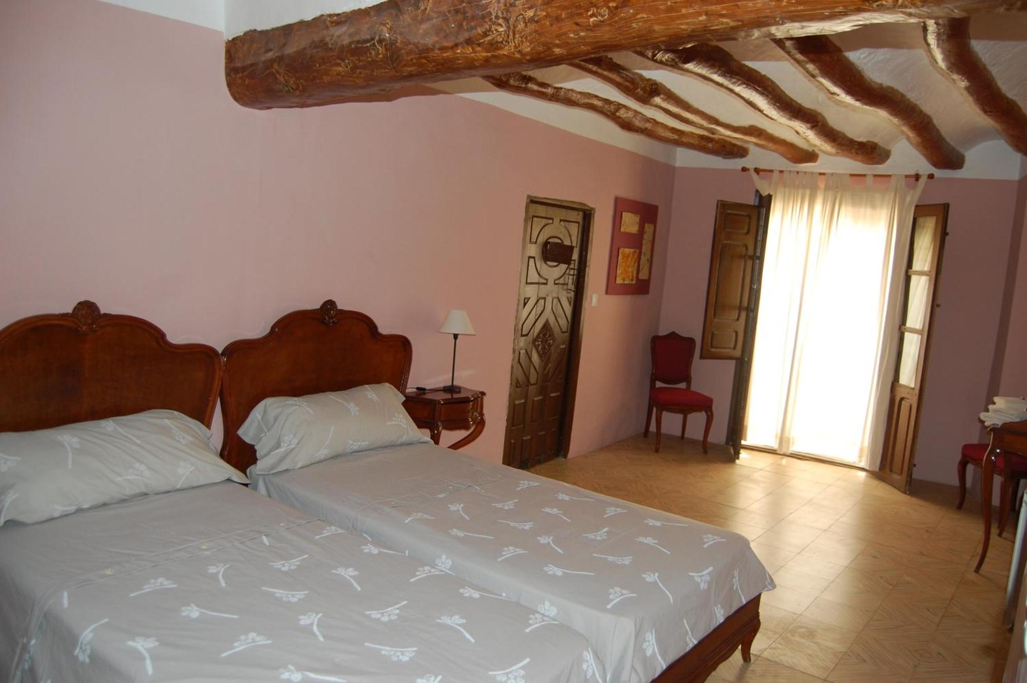 Turismo Rural La Ojinegra Alloza Extérieur photo